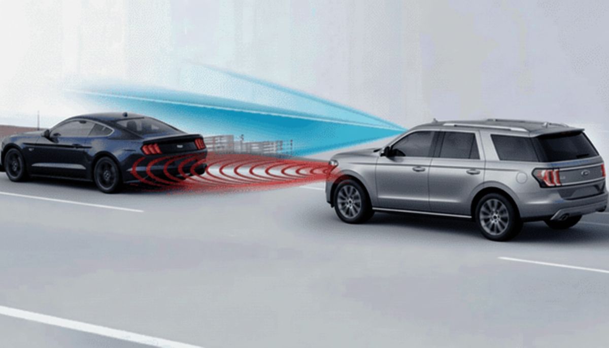 Blue Mustang and Ford Explorer showing how ADAS works in highway – Alioto’s Auto Body San Francisco Blue Mustang and Ford Explorer showing how ADAS works in highway - Alioto's Auto Body San Francisco