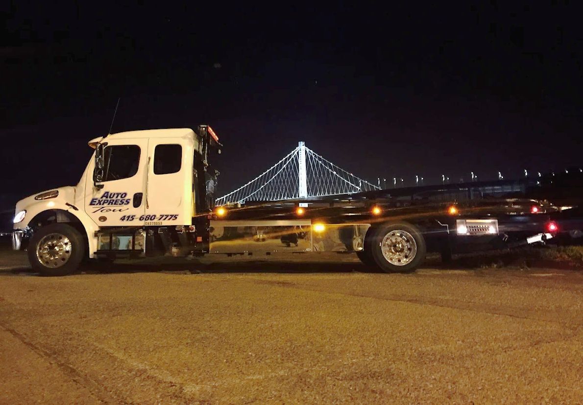 Auto Express Tow truck in San Francisco for Alioto’s Auto Body (1) Auto-Express-Tow-truck-in-San-Francisco-for-Alioto's-Auto-Body